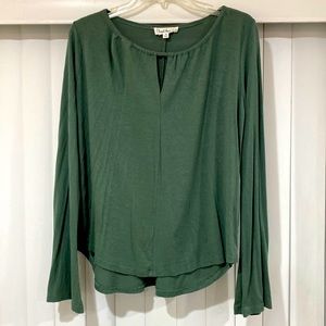 Long sleeve top